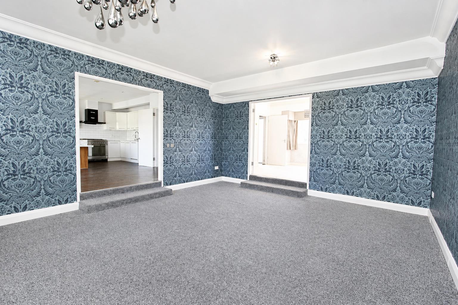 Roundwood Way, Banstead
